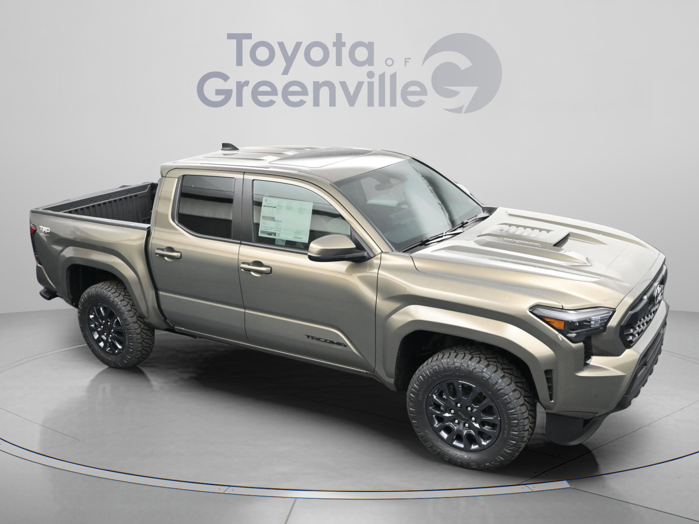 Used 2025 Toyota Tacoma TRD Sport w/ TRD Sport Upgrade Package RWD image 18