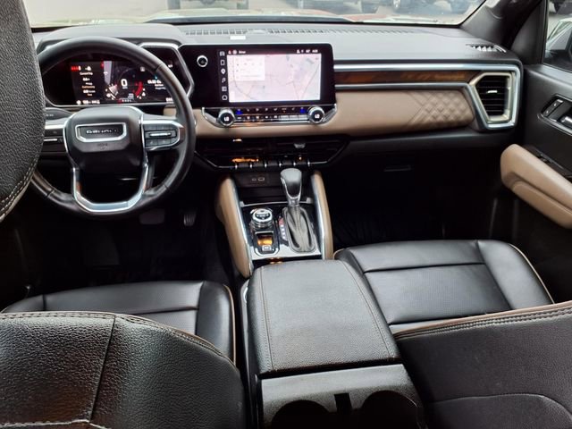 Used 2025 GMC Canyon Denali AWD/4WD image 23