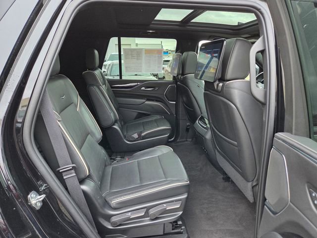 Used 2023 Cadillac Escalade Sport image 15