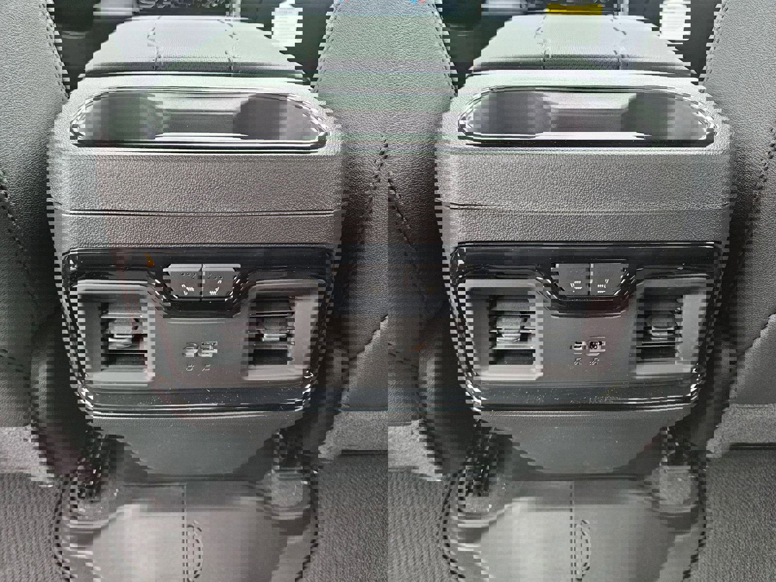 New 2026 GMC Sierra 1500 AT4 w/ LPO, Black Badging Package image 25