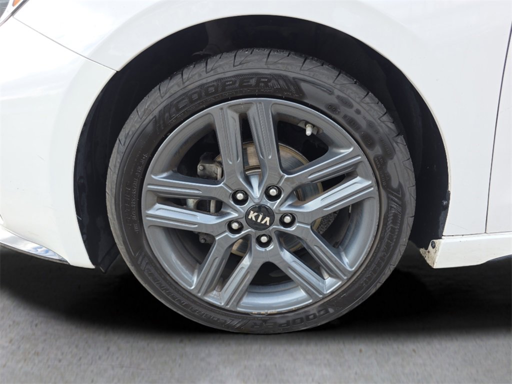 Used 2021 Kia Forte GT-Line image 11