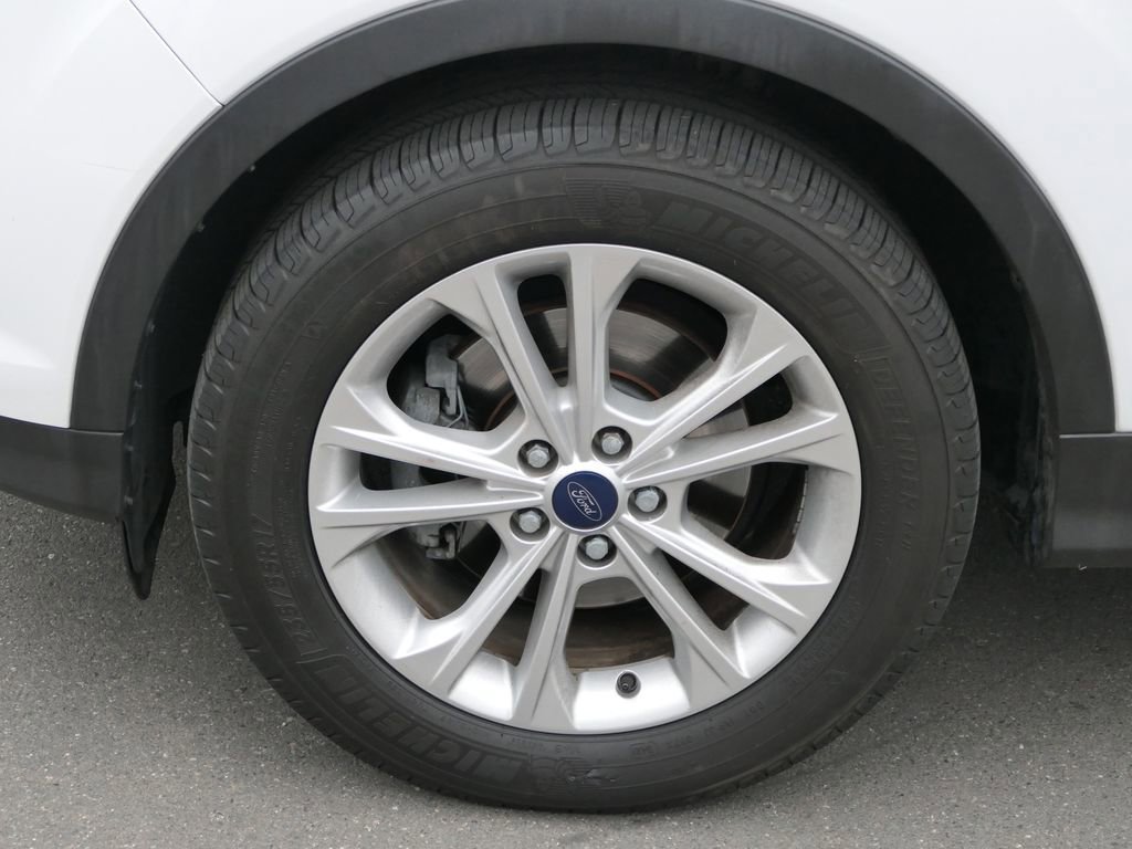 Used 2017 Ford Escape SE image 11