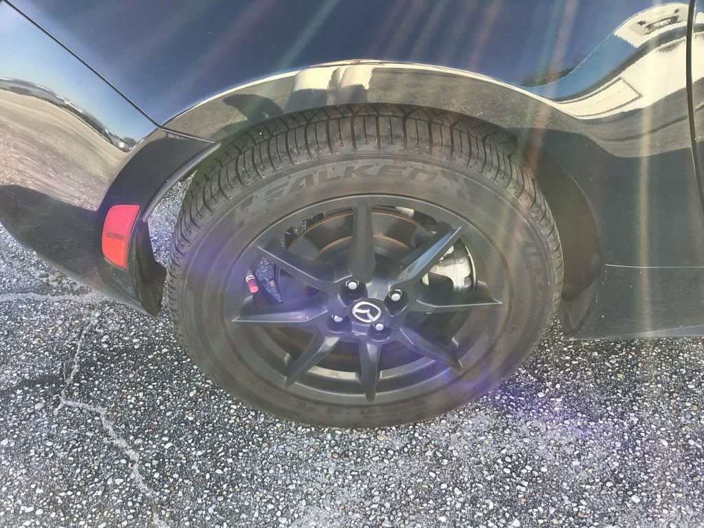 Used 2020 MAZDA MX-5 Miata Sport image 13