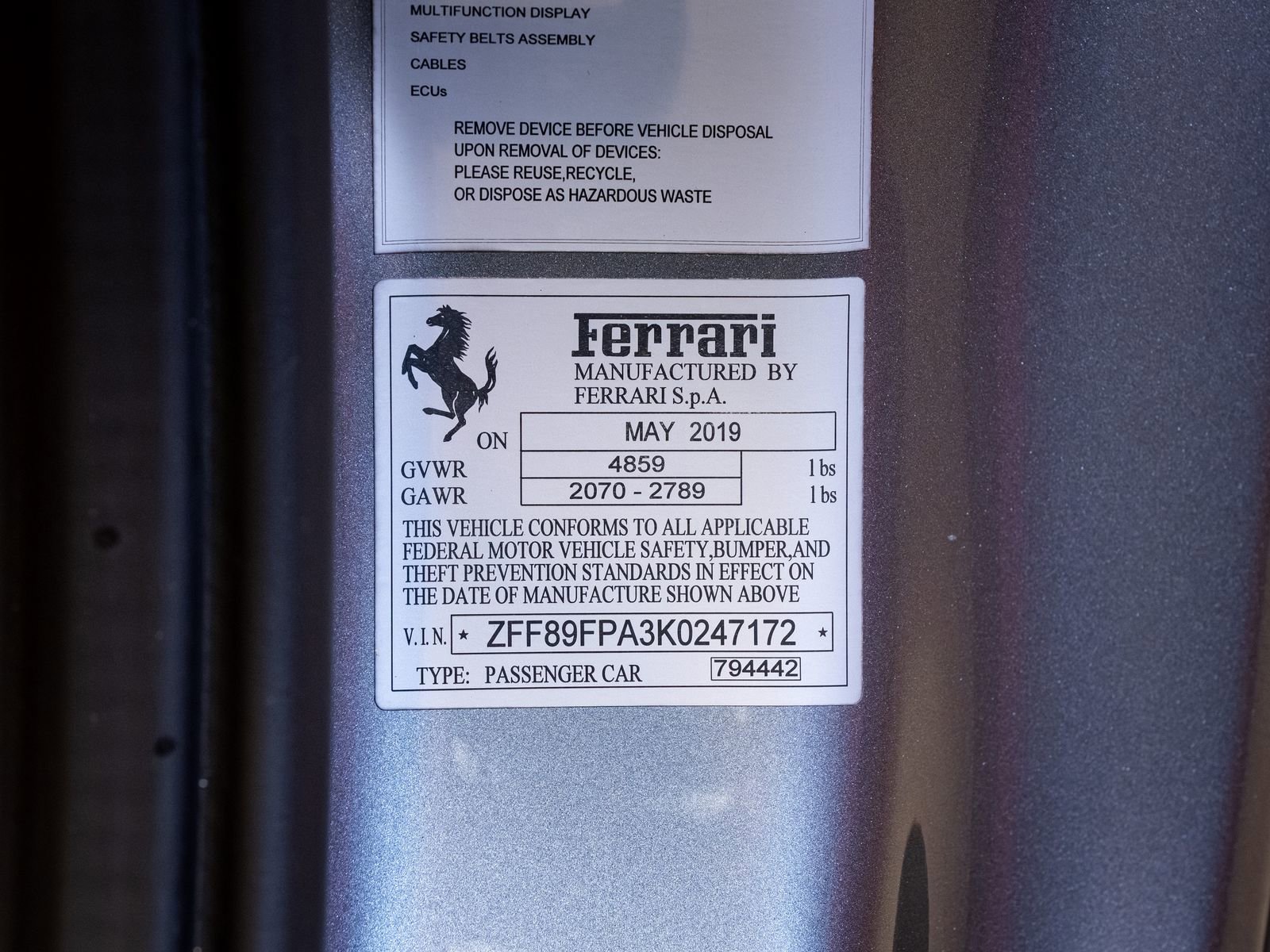 Used 2019 Ferrari Portofino RWD image 30