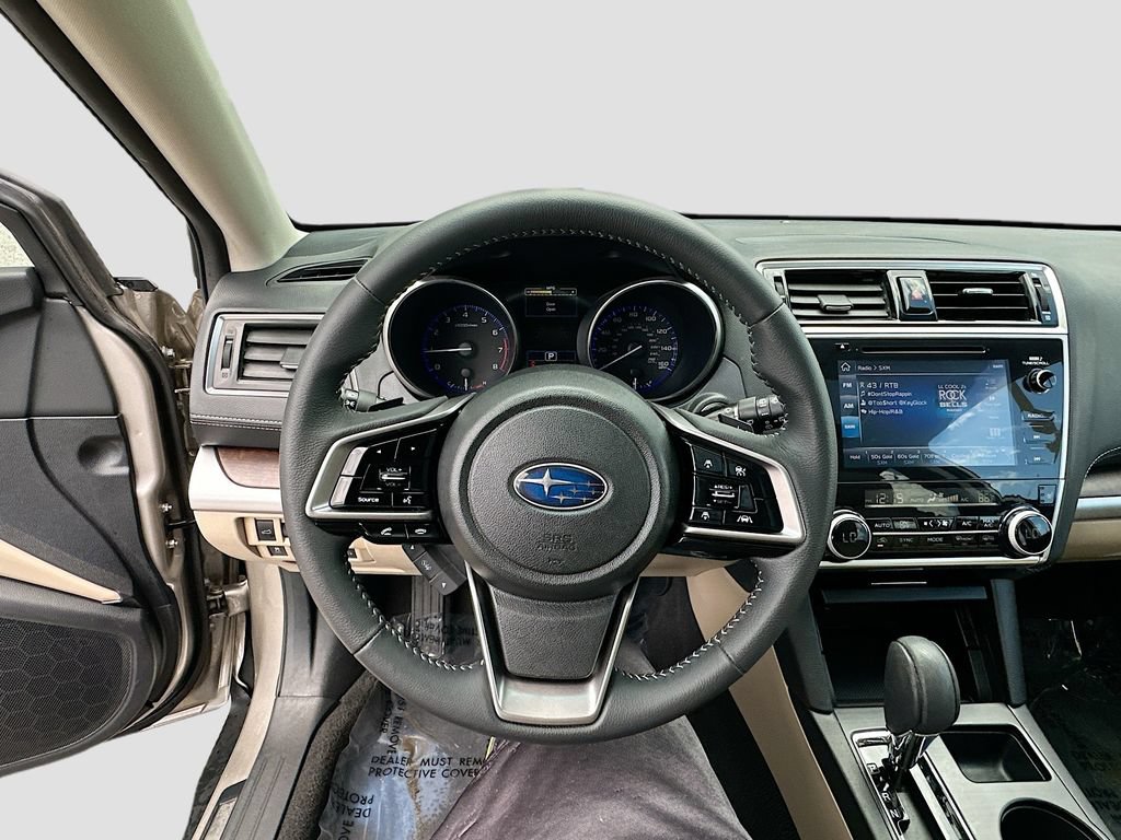 Used 2018 Subaru Outback 3.6R Limited AWD/4WD image 11