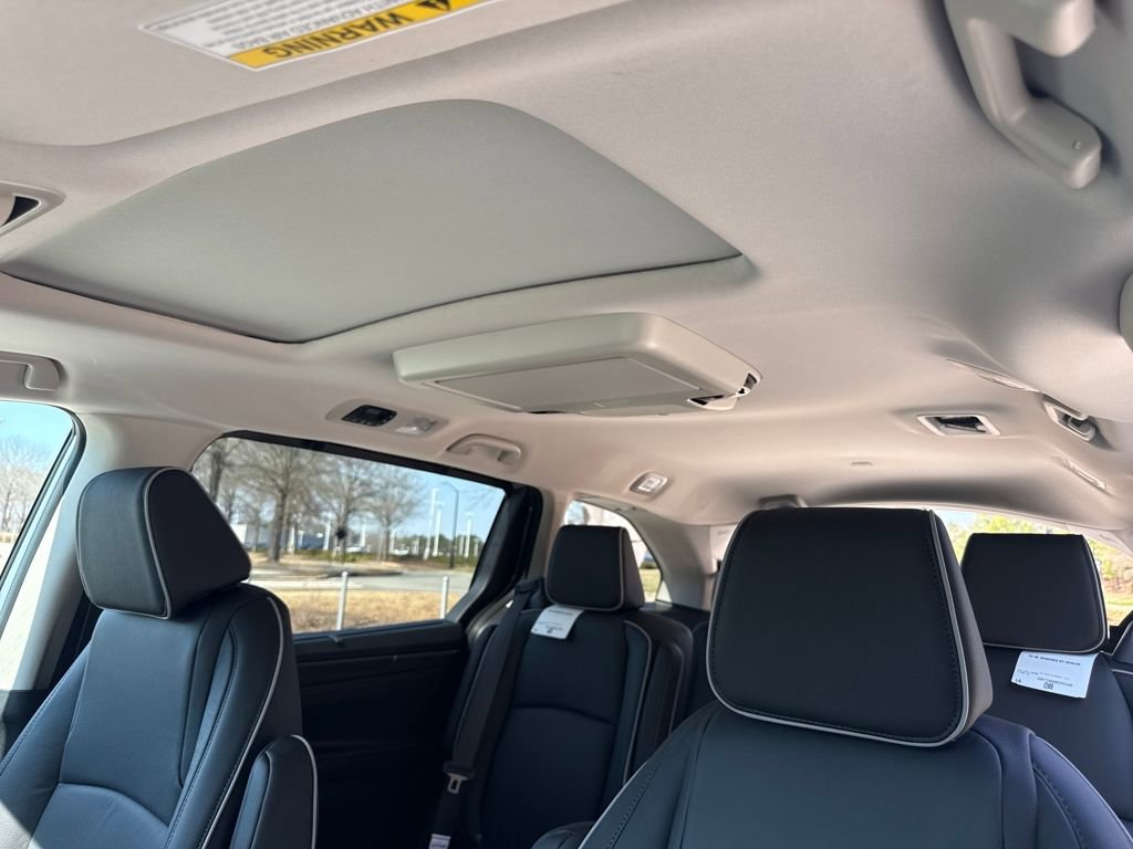 New 2026 Honda Odyssey Touring image 23