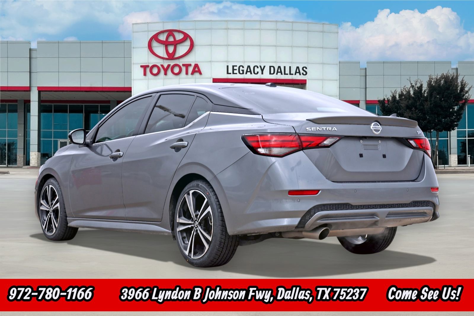 Used 2023 Nissan Sentra SR w/ Electronics Package image 7