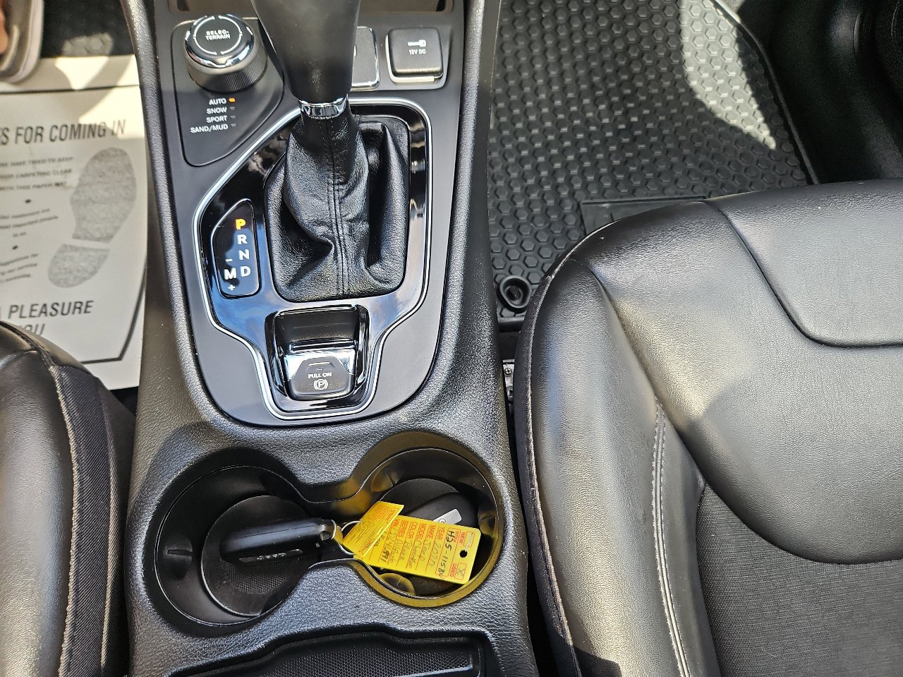 Used 2020 Jeep Cherokee Latitude Plus image 40