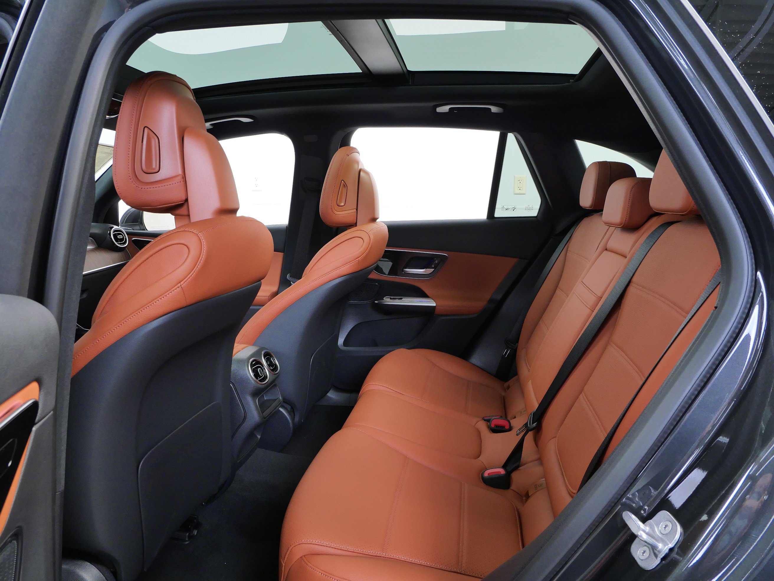 New 2026 Mercedes-Benz GLC 300 4MATIC image 8