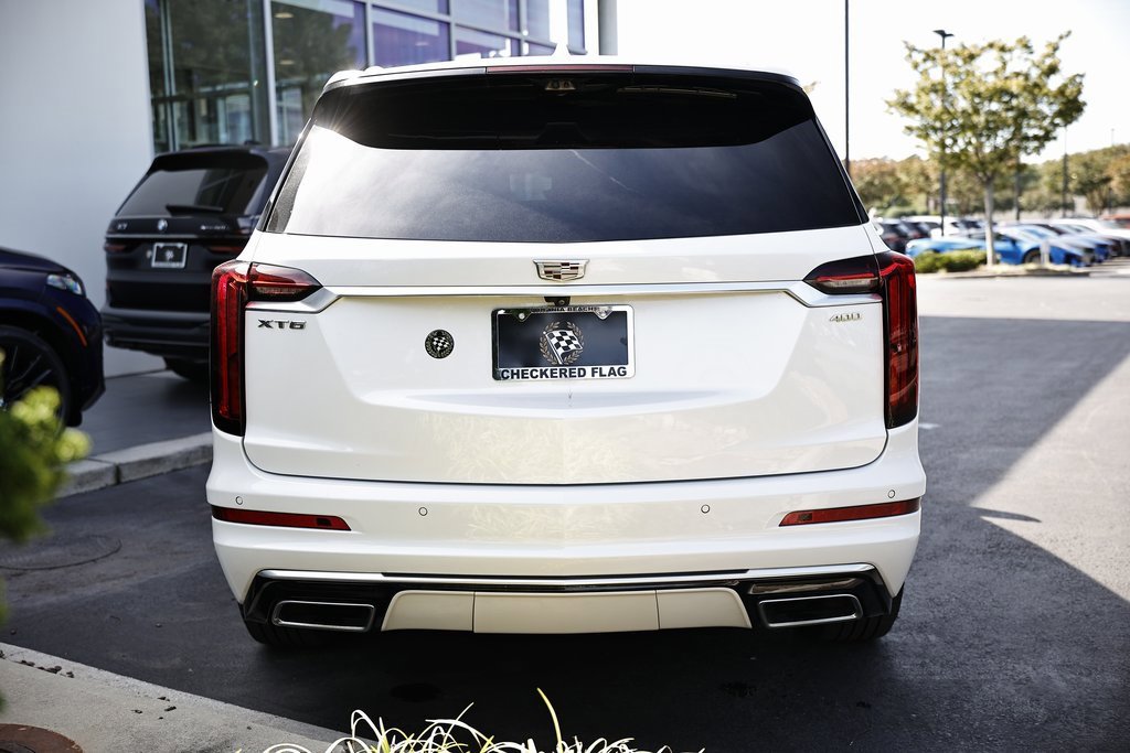 Used 2024 Cadillac XT6 Premium Luxury w/ Technology Package image 10