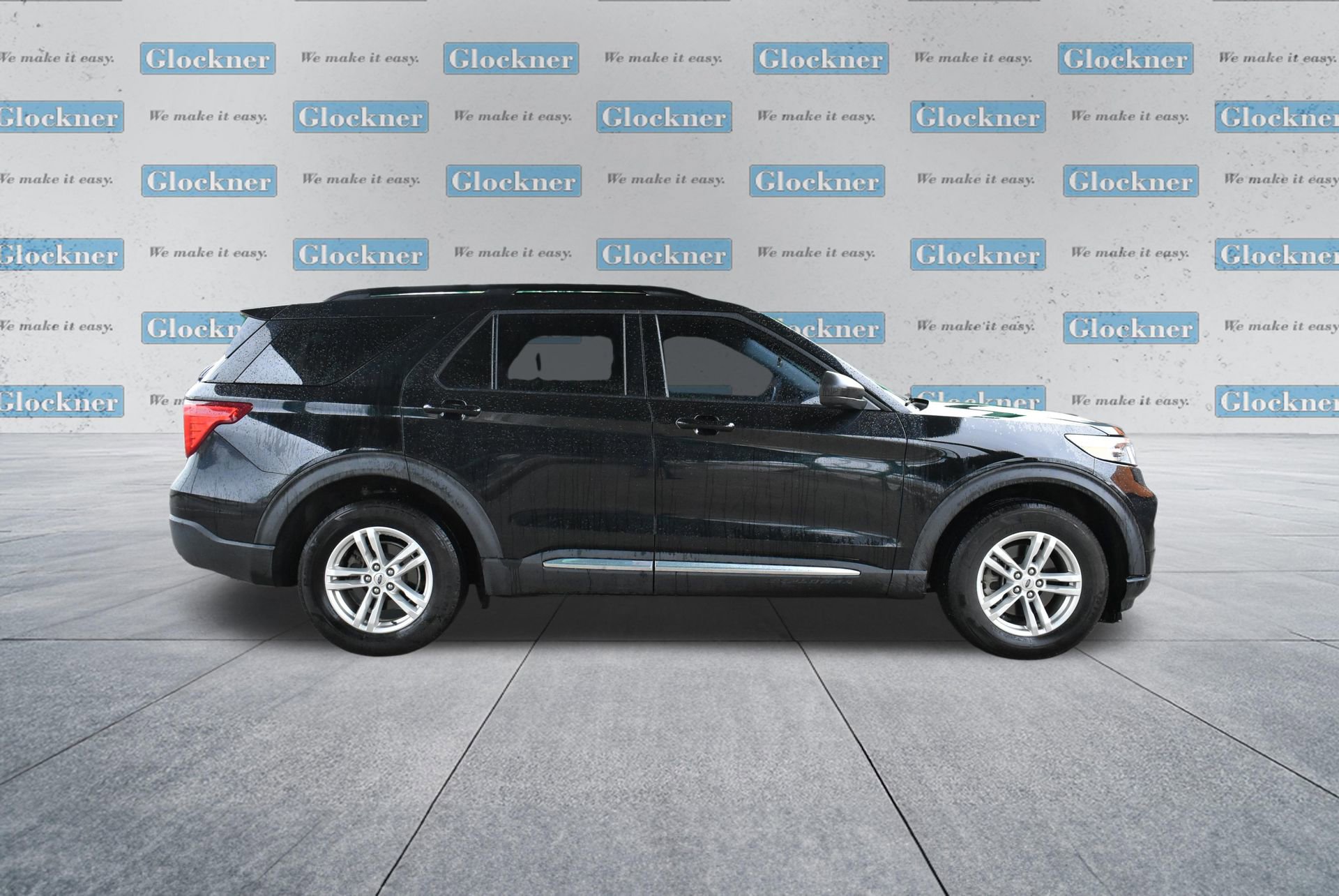 Used 2020 Ford Explorer XLT w/ Equipment Group 202A AWD/4WD image 4
