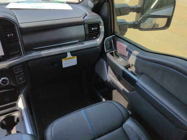 New 2026 Ford F250 Platinum AWD/4WD image 17