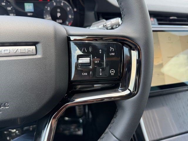 New 2026 Land Rover Range Rover Evoque Hoxton AWD/4WD image 23
