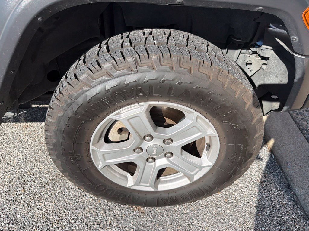 Used 2019 Jeep Wrangler Unlimited Sport S AWD/4WD image 4