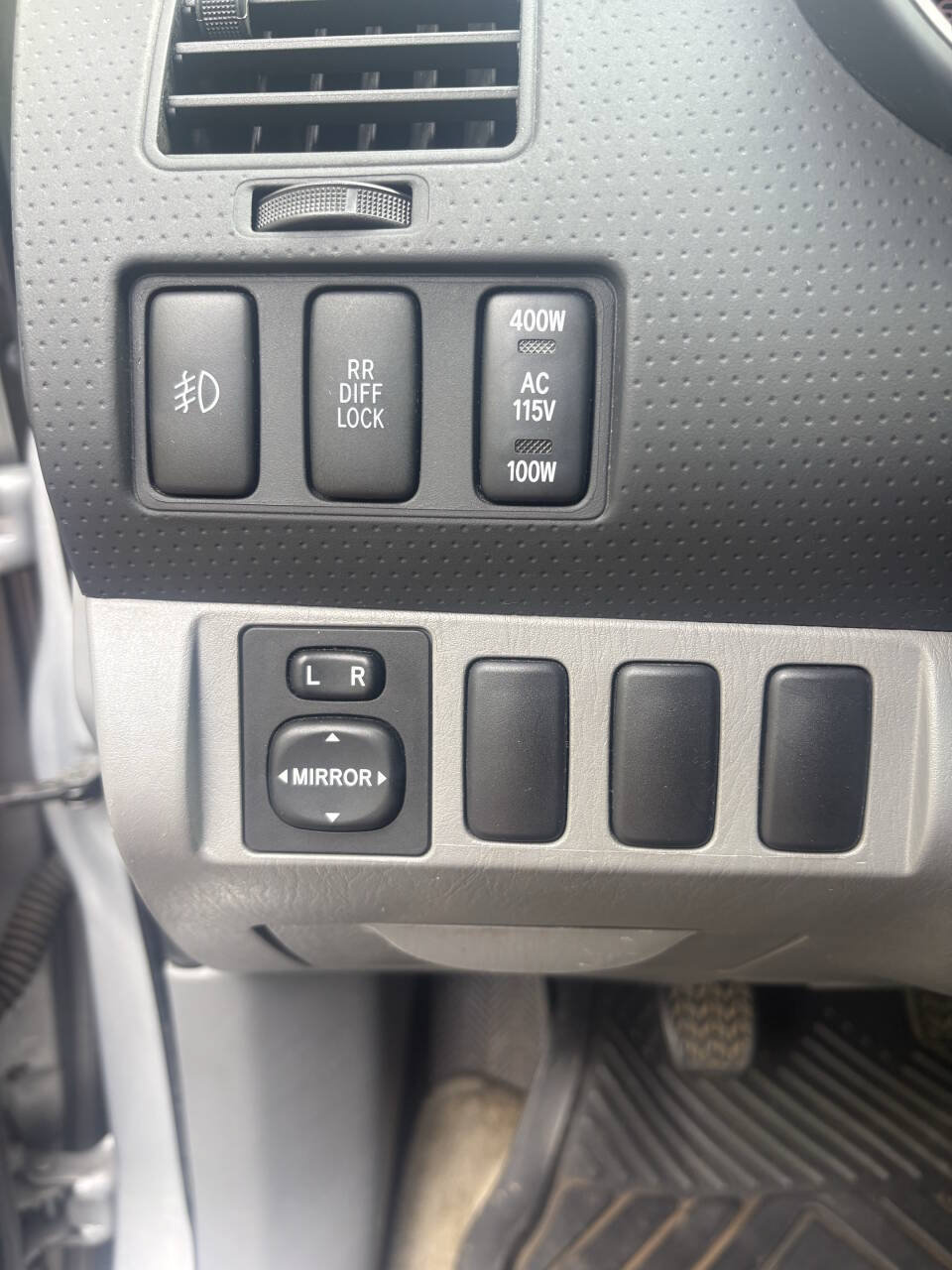 Used 2007 Toyota Tacoma PreRunner RWD image 31