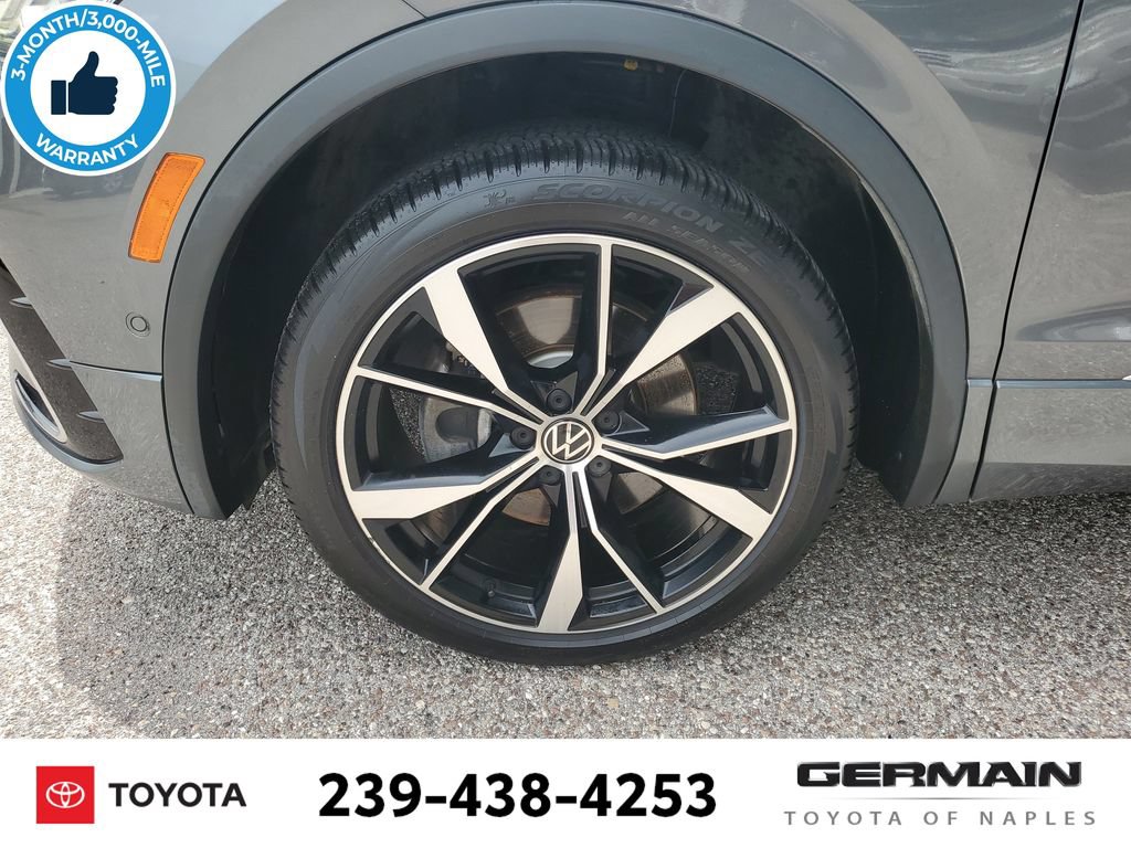 Used 2022 Volkswagen Tiguan SEL R-Line AWD/4WD image 12