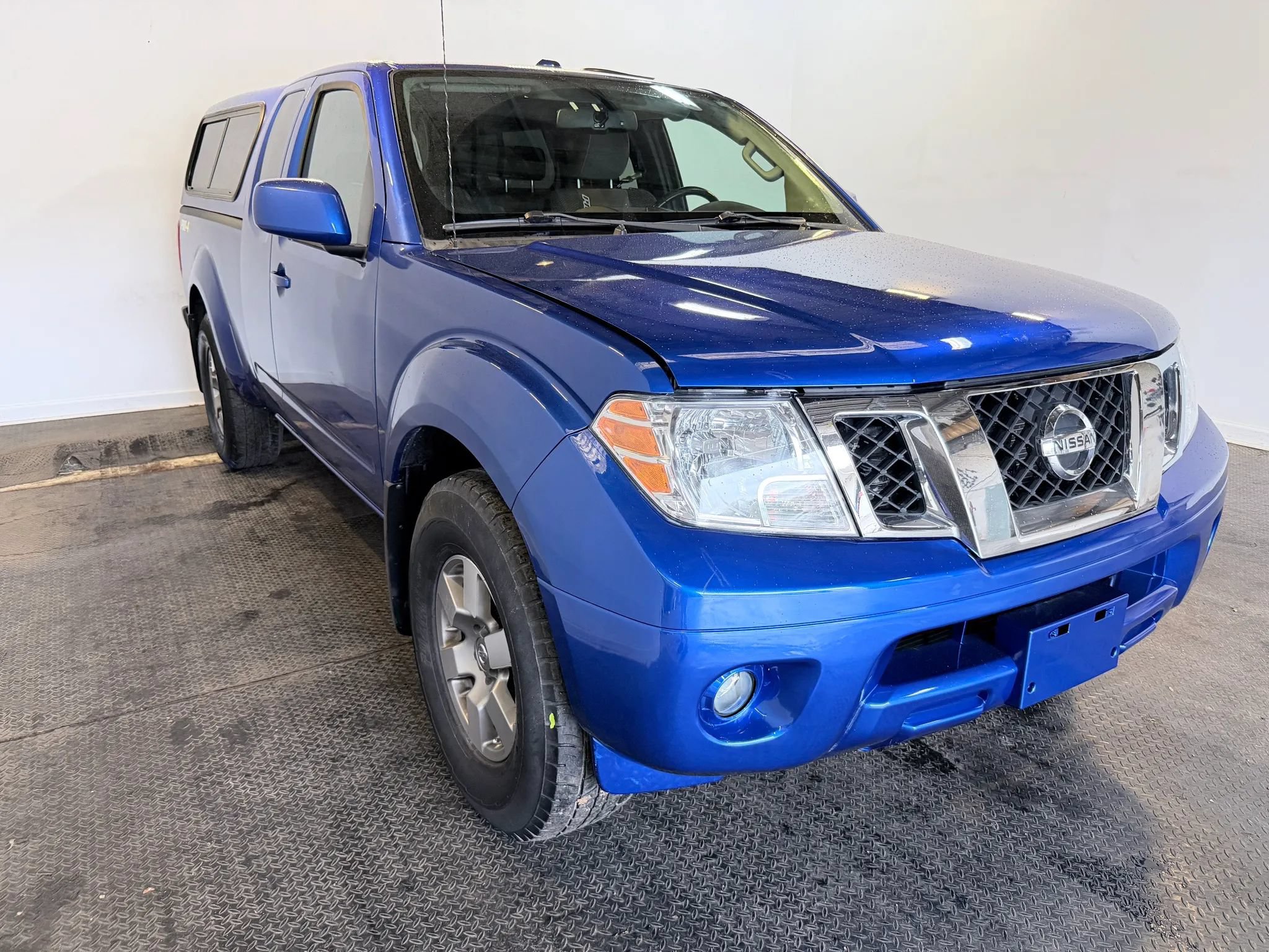Used 2013 Nissan Frontier PRO-4X AWD/4WD image 4