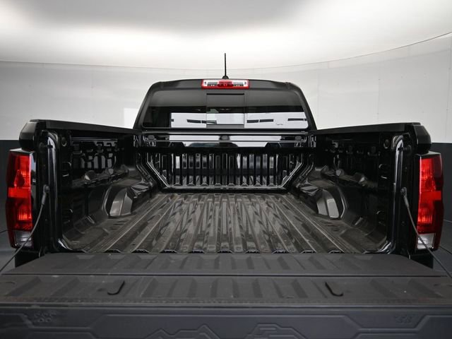 New 2025 Chevrolet Colorado LT image 37