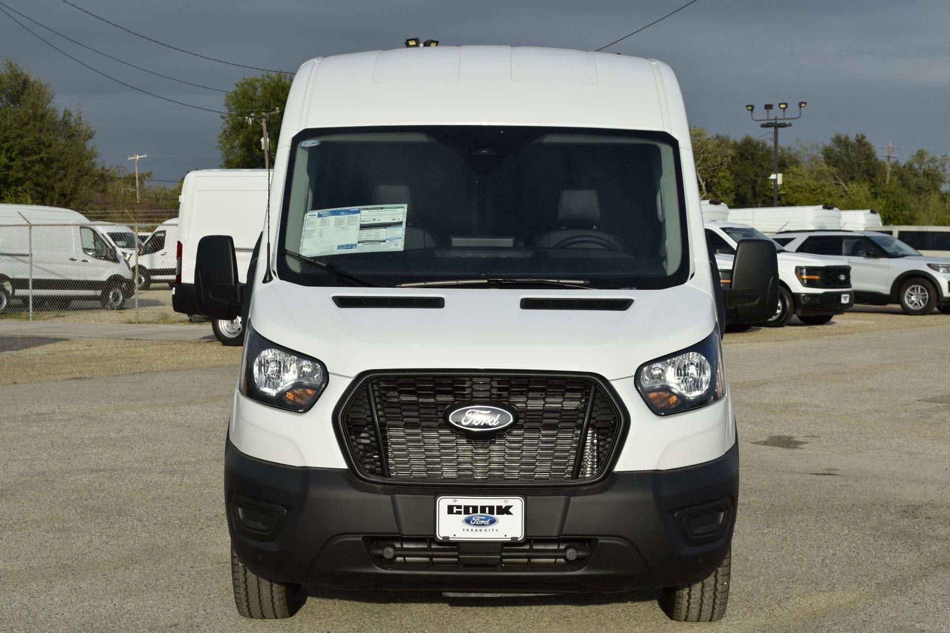 New 2026 Ford Transit 250 148 Medium Roof w/ Load Area Protection Package image 2
