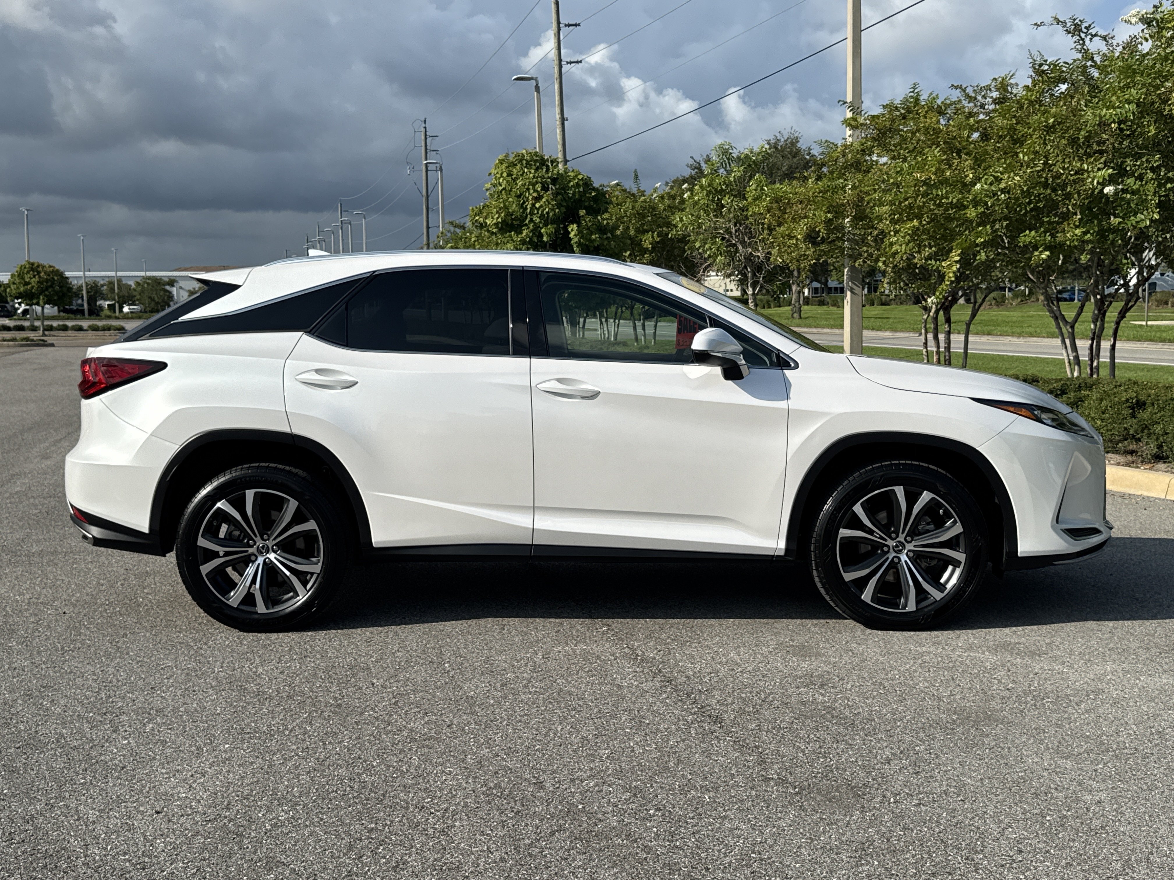 Used 2021 Lexus RX 350 FWD w/ Premium Package image 3