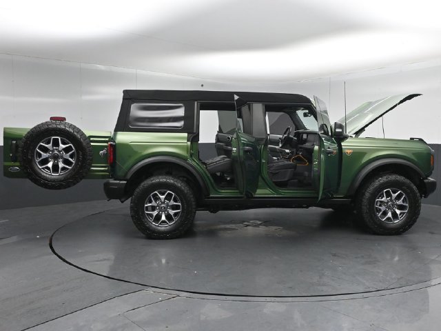 Certified 2023 Ford Bronco Badlands AWD/4WD image 60