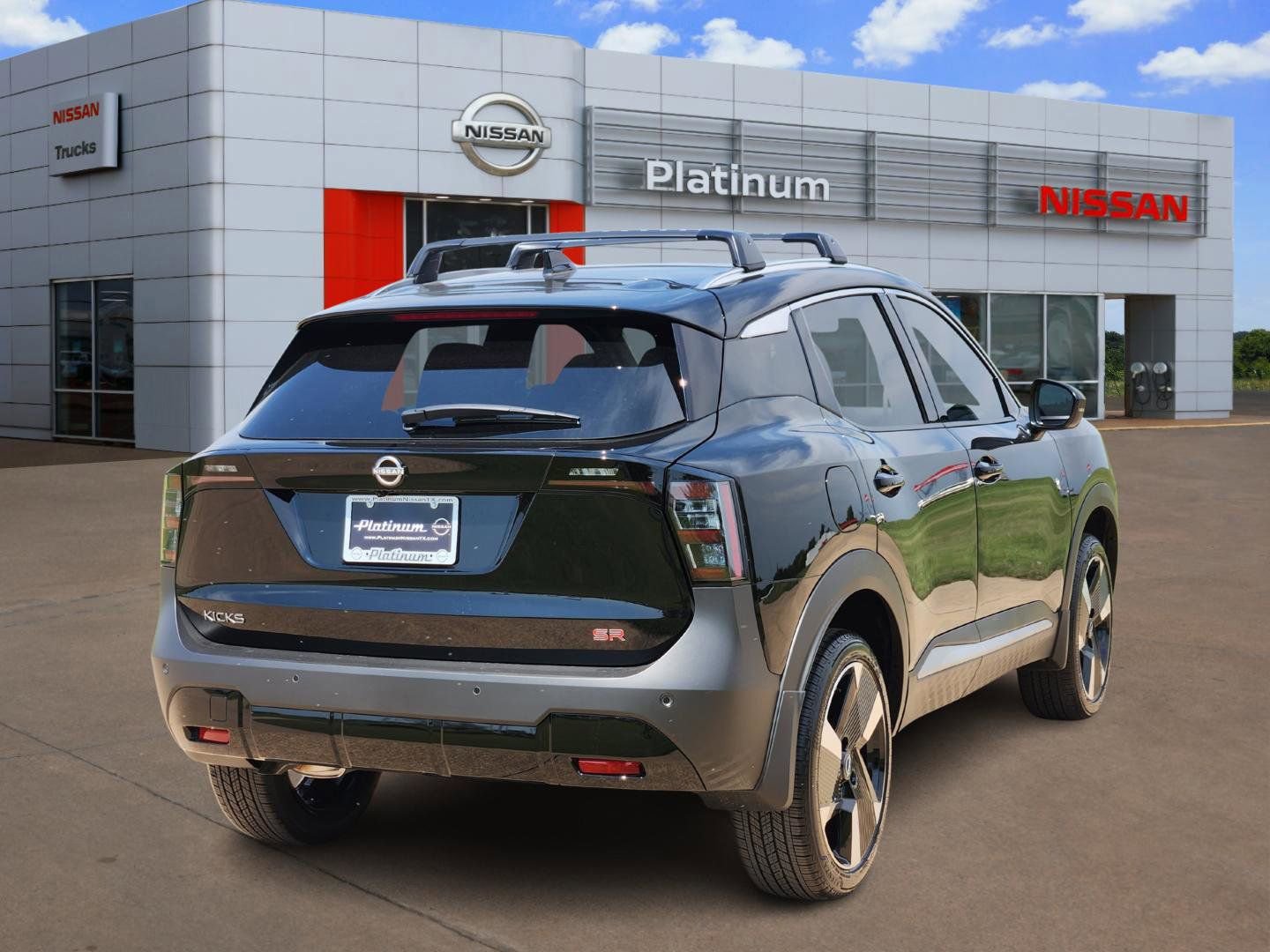 New 2026 Nissan Kicks SR image 4