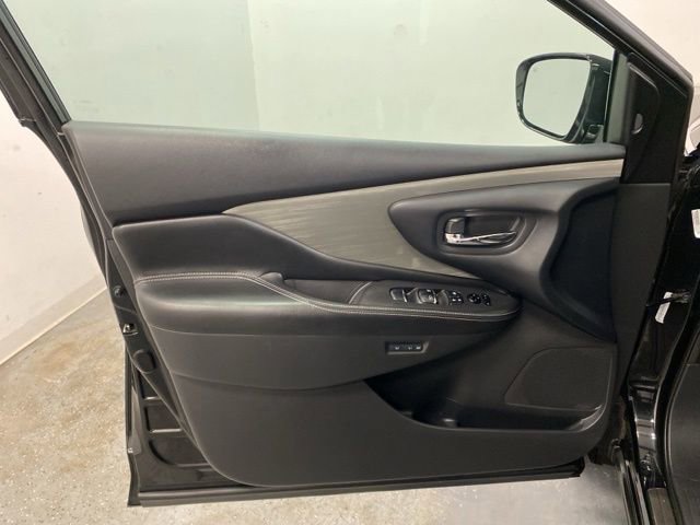 Used 2015 Nissan Murano SL w/ SL Technology Package image 21