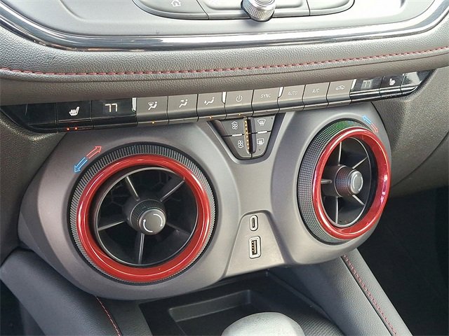 Used 2025 Chevrolet Blazer RS image 12
