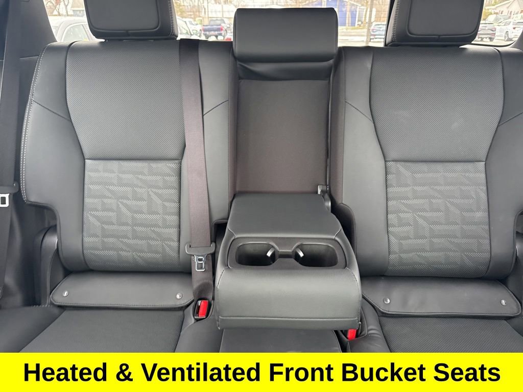 Used 2025 Toyota 4Runner TRD Off-Road Premium image 15