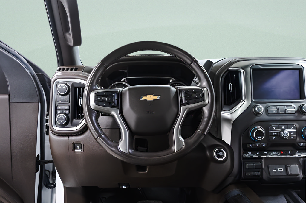 Used 2021 Chevrolet Silverado 2500 LTZ w/ LTZ Premium Package AWD/4WD image 11