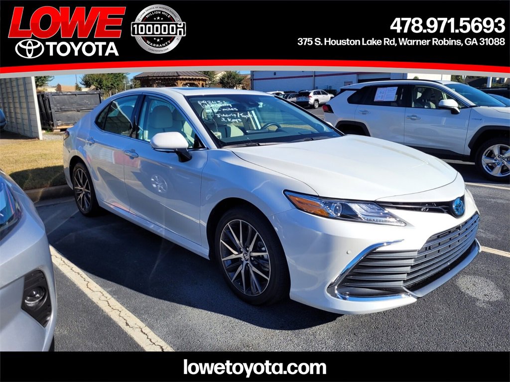 Used 2023 Toyota Camry XLE