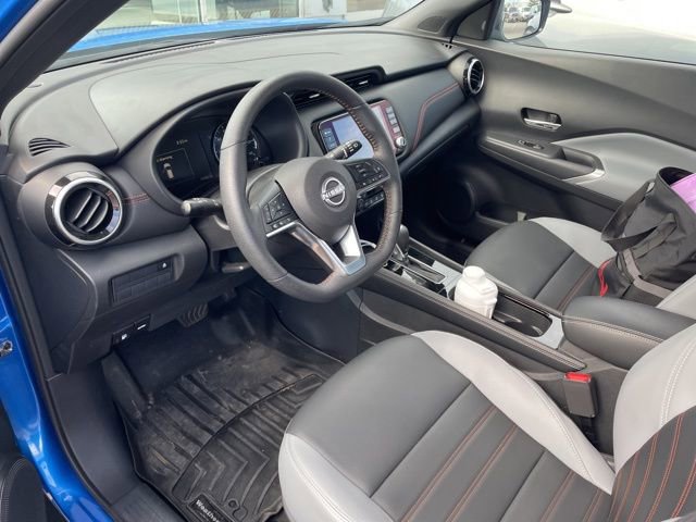 Used 2024 Nissan Kicks SR w/ SR Premium Package FWD image 7