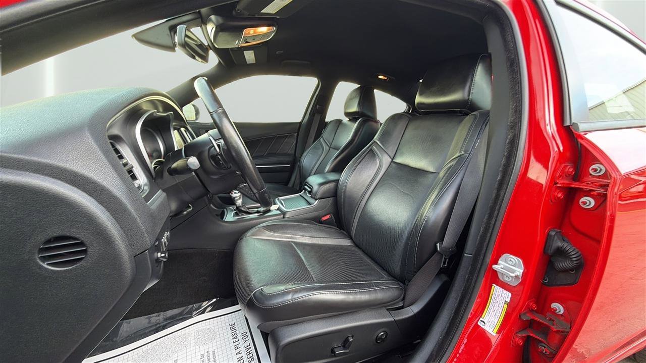Used 2018 Dodge Charger GT AWD/4WD image 31