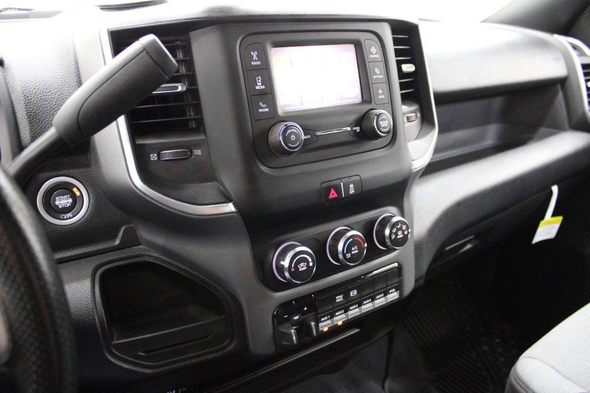 Used 2024 RAM 3500 SLT w/ Quick Order Package 2YG SLT AWD/4WD image 18