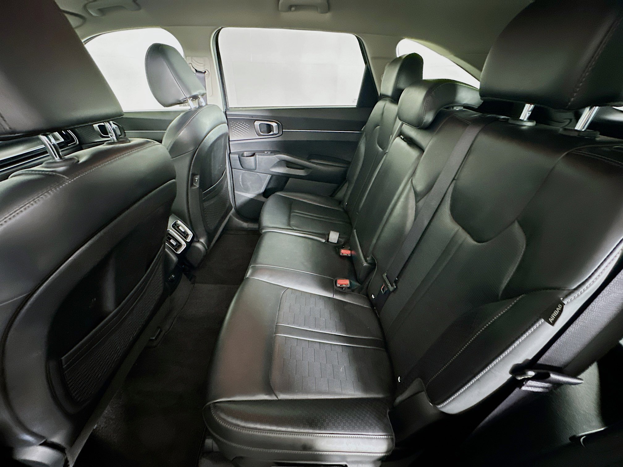 Used 2024 Kia Sorento S image 29