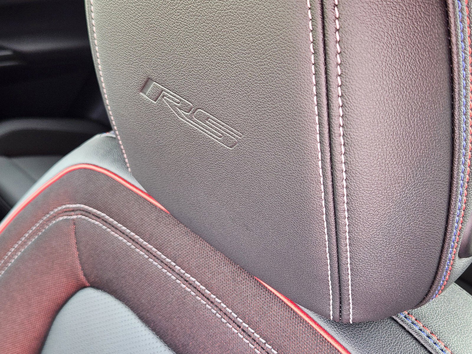 New 2026 Chevrolet Equinox EV RS image 11