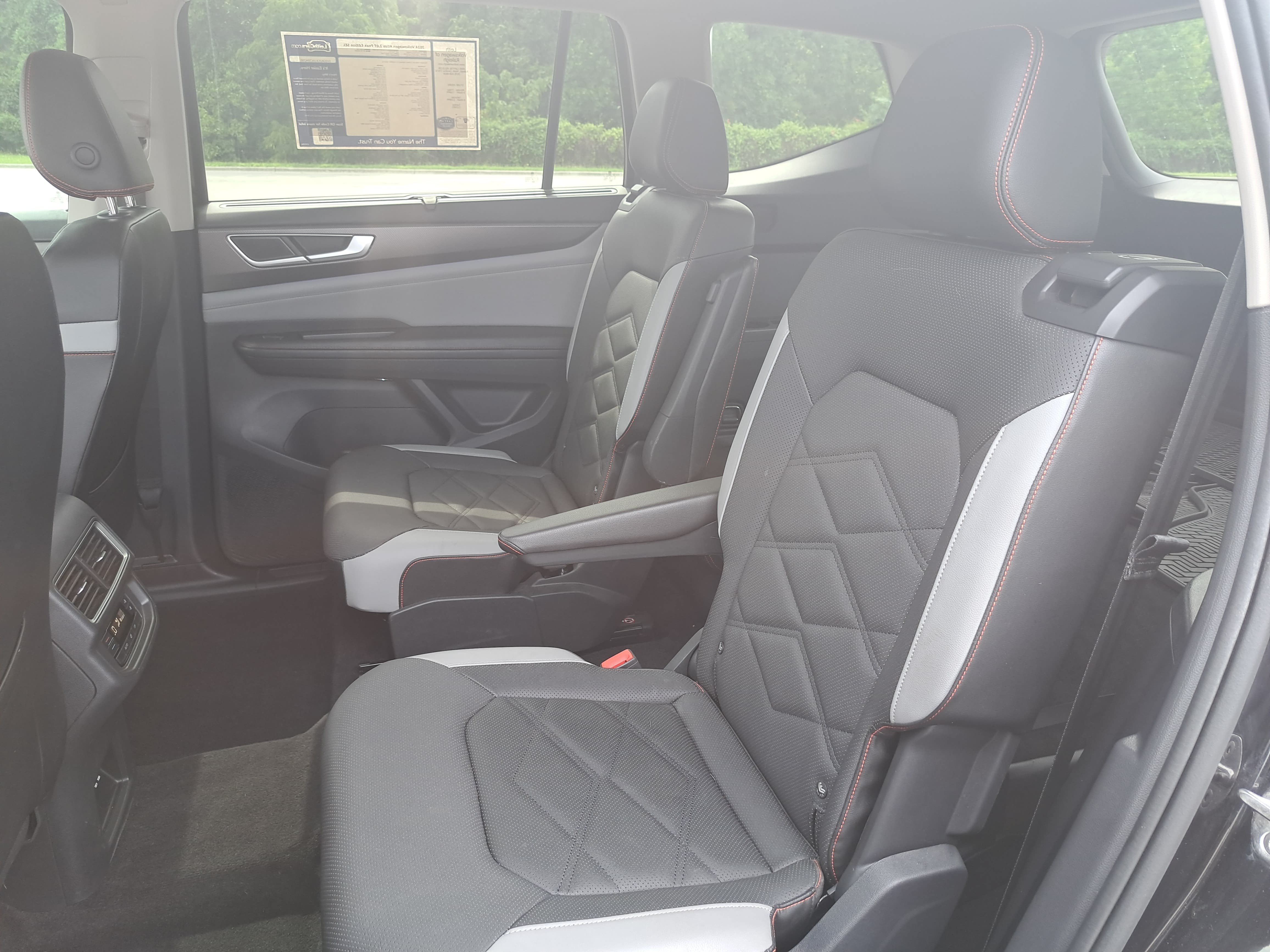 Used 2024 Volkswagen Atlas Peak Edition SEL AWD/4WD image 14