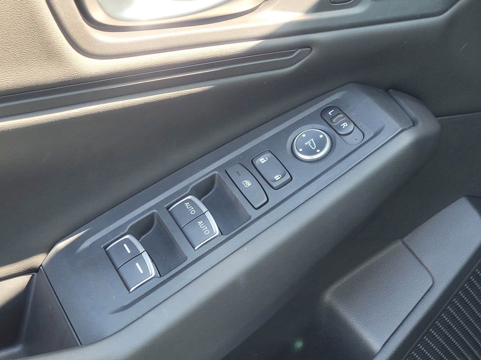 Used 2026 Honda Accord EX-L image 18