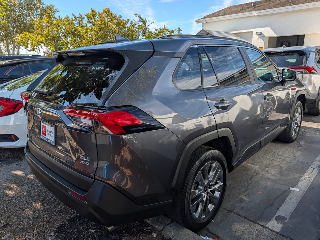 Used 2023 Toyota RAV4 XLE Premium AWD/4WD image 2