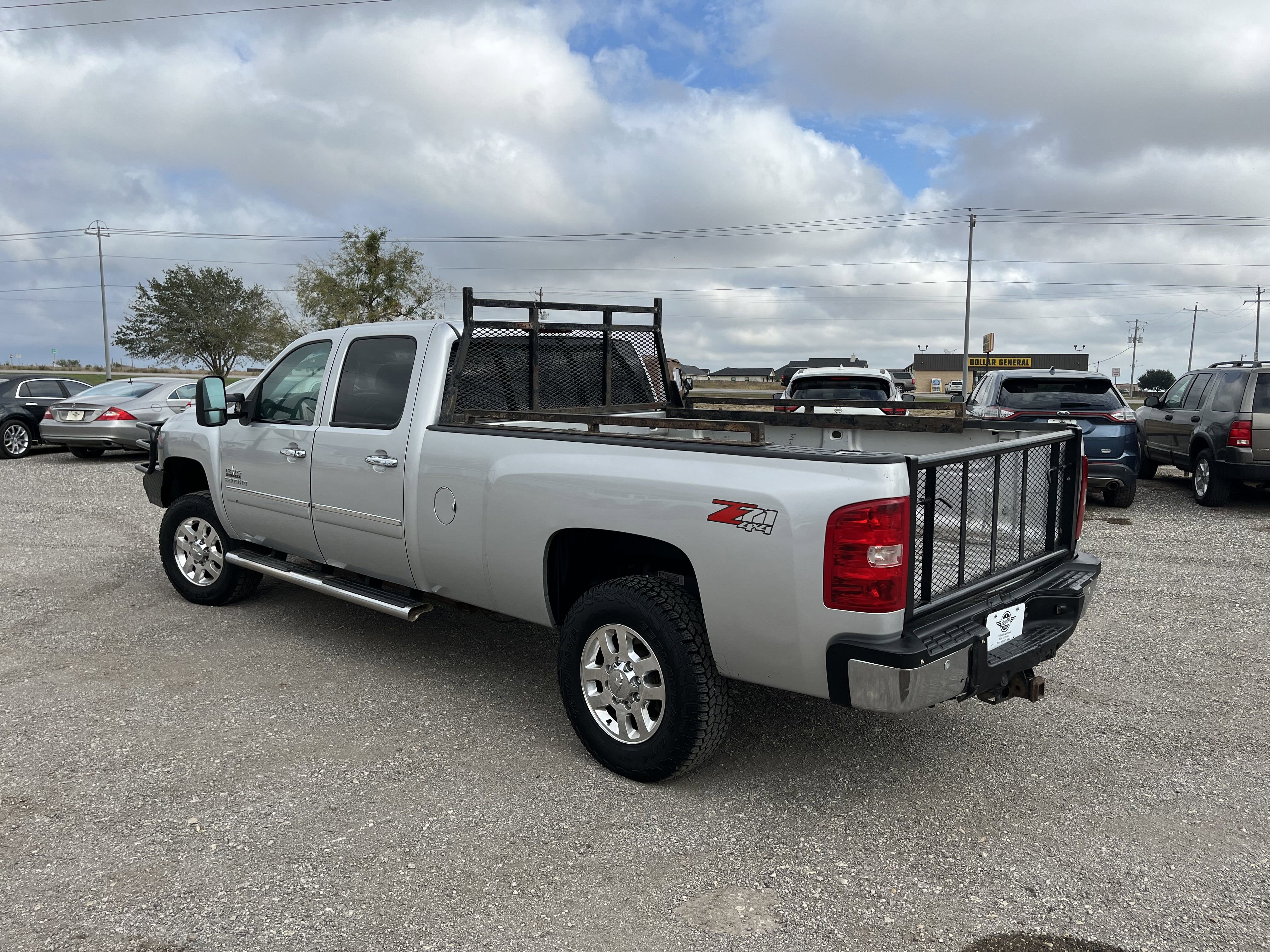 Used 2014 Chevrolet Silverado 3500 LT w/ Texas Edition image 4