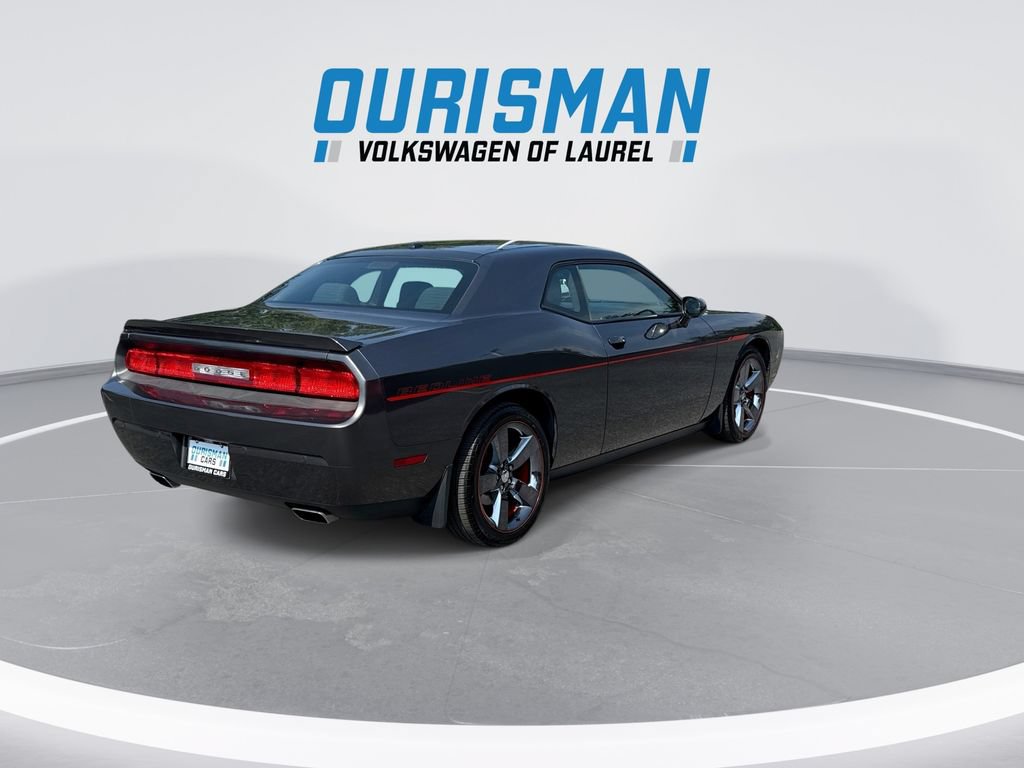 Used 2013 Dodge Challenger R/T w/ R/T Redline Group RWD image 8