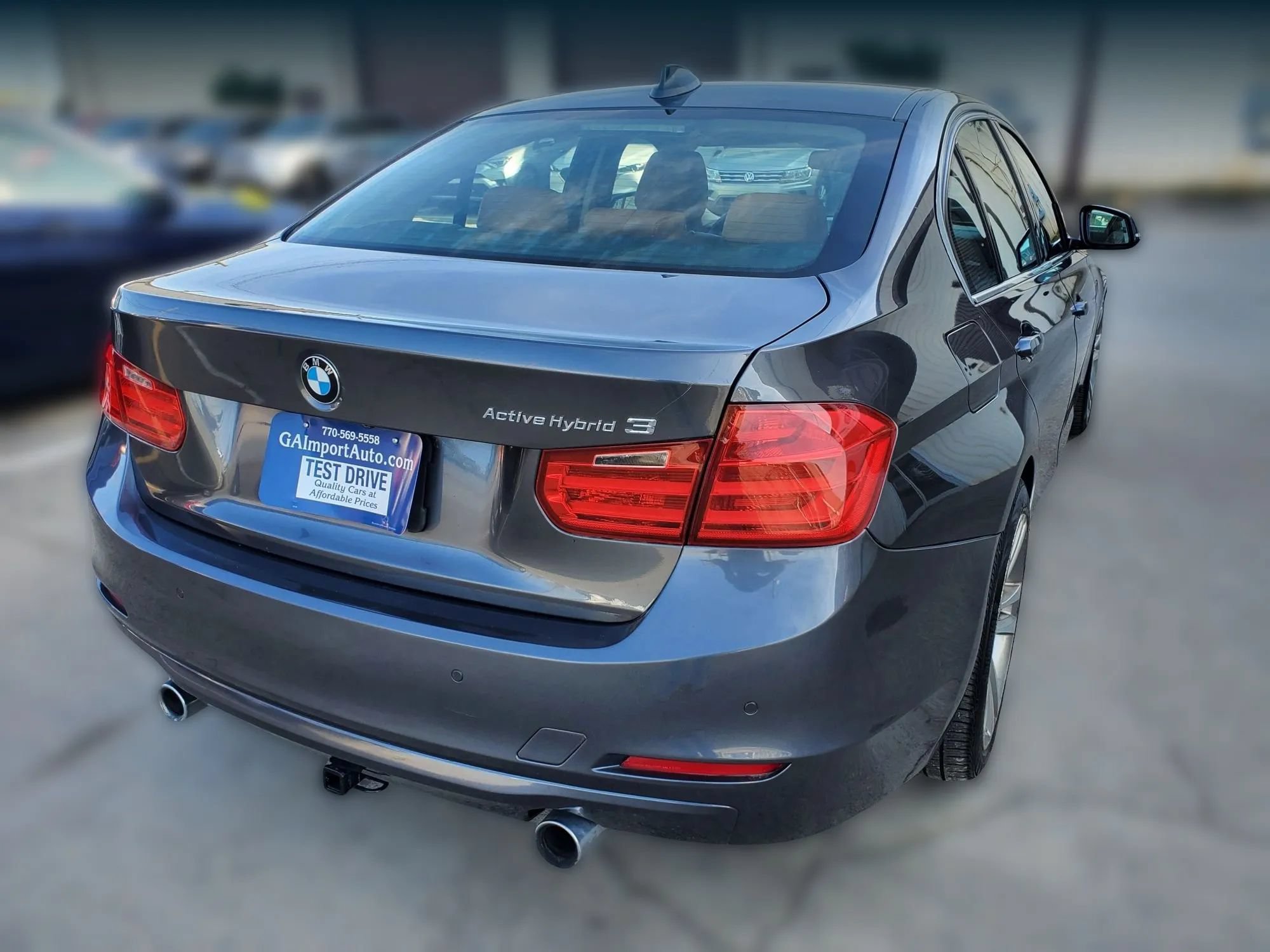 Used 2015 BMW ActiveHybrid 3 w/ Technology Package RWD image 9