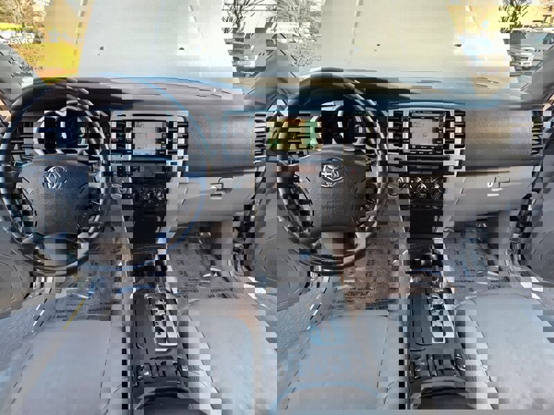 Used 2003 Toyota 4Runner Limited AWD/4WD image 33