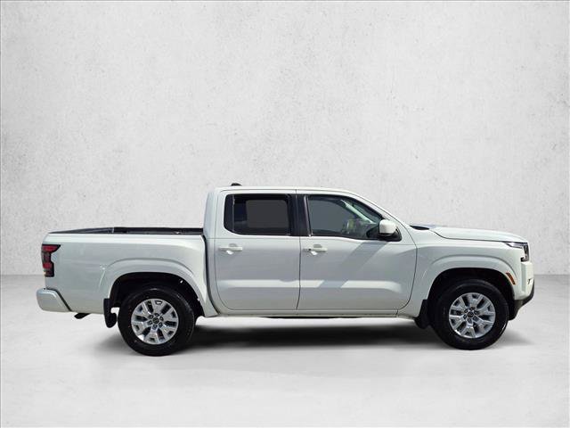 Used 2022 Nissan Frontier SV RWD image 4