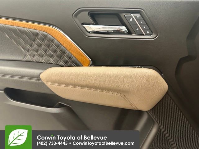 Used 2024 GMC Canyon Denali image 36