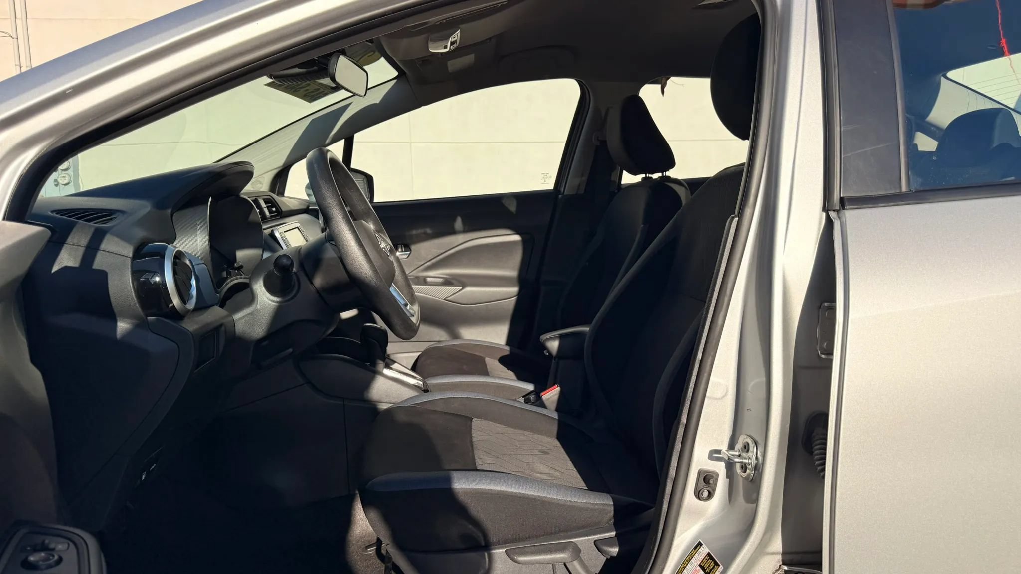Used 2025 Nissan Versa SV FWD image 12