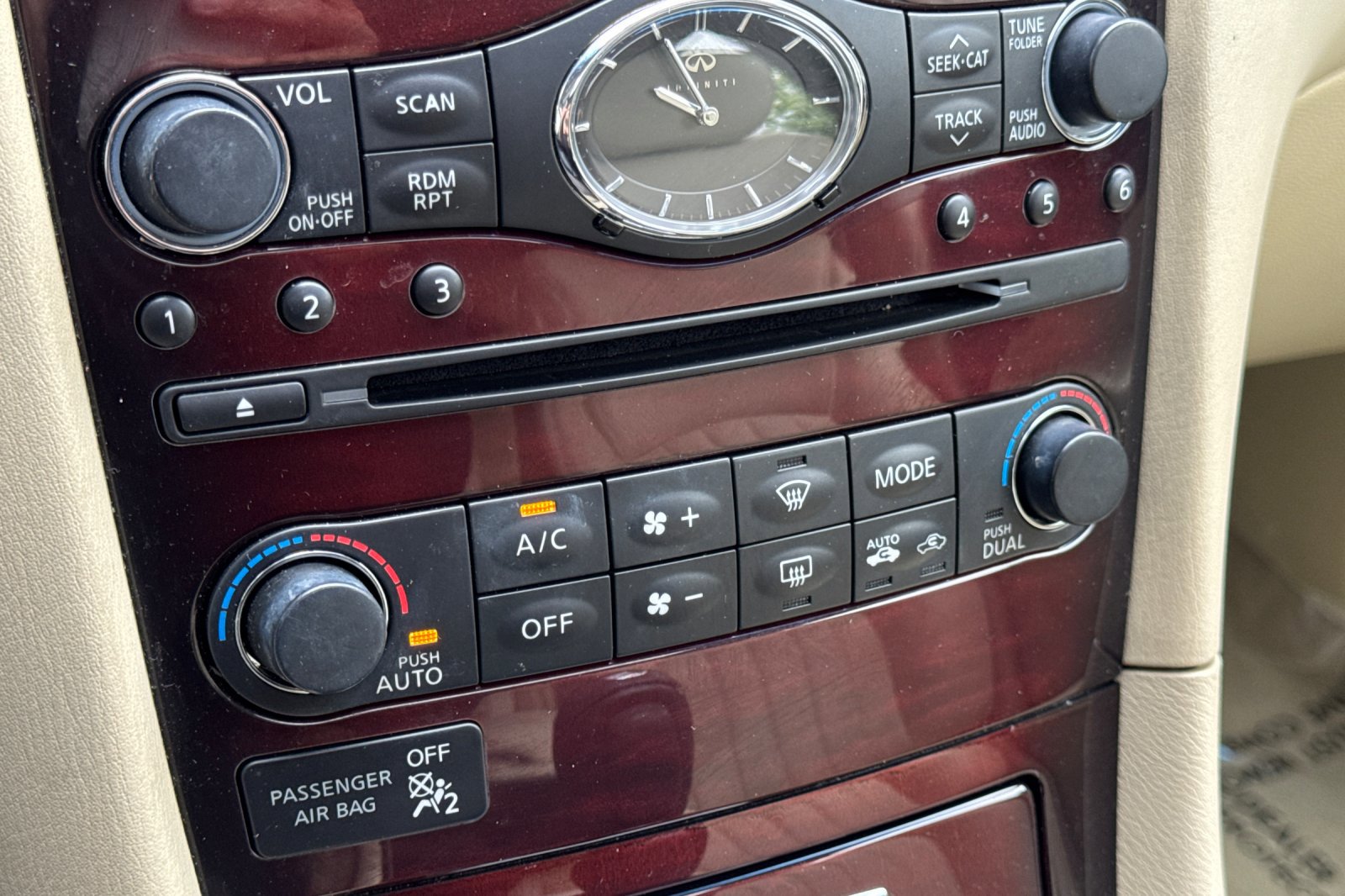 Used 2017 INFINITI QX50 AWD w/ Technology Package image 18