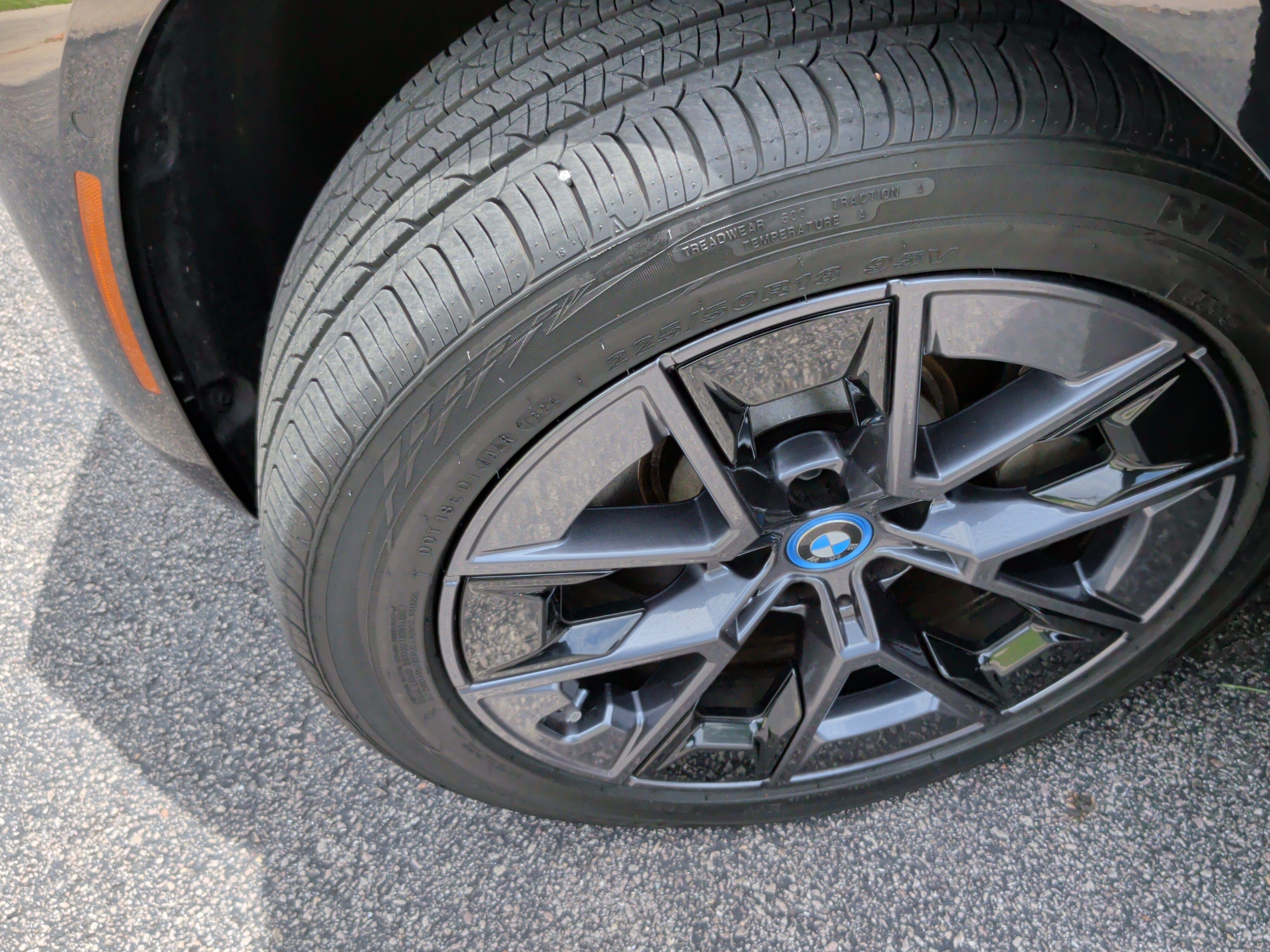 Certified 2024 BMW i4 eDrive35 w/ Convenience Package RWD image 14