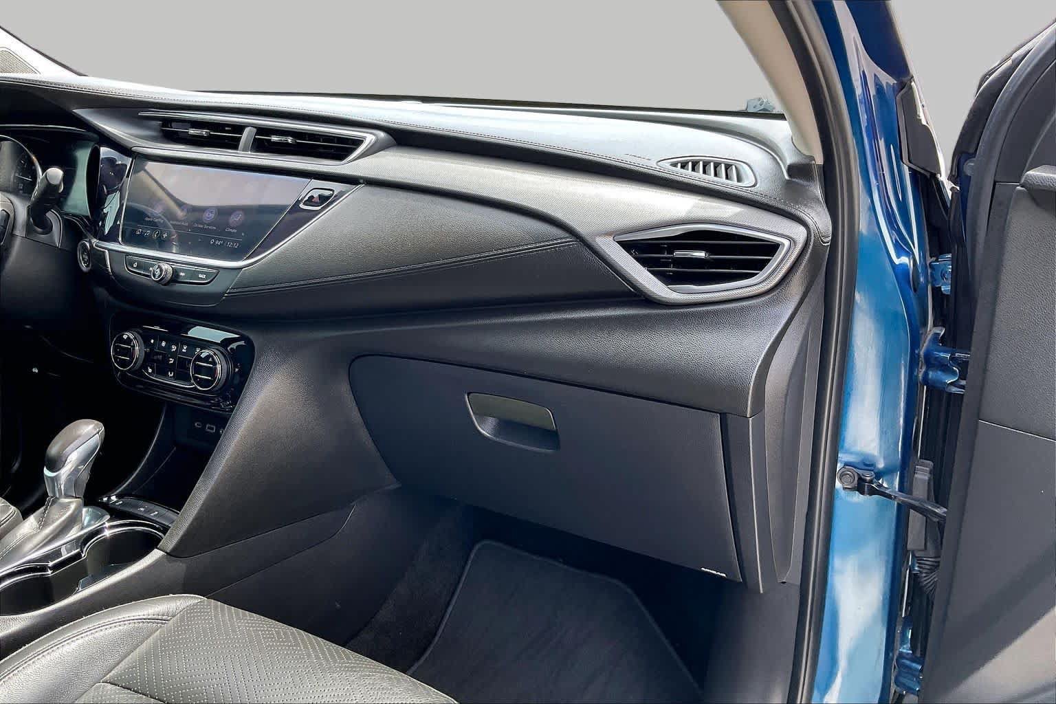 Used 2020 Buick Encore GX Essence FWD image 18