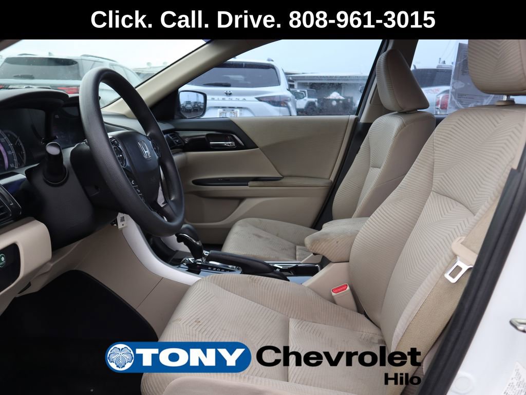 Used 2017 Honda Accord LX image 10